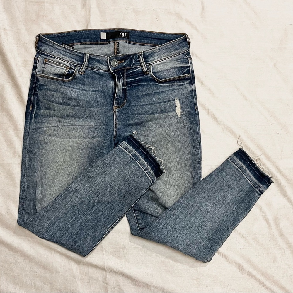 Kut from the Kloth Kurvy Diana Crop Distressed Skinny Jeans